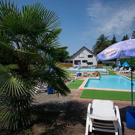 Camping Des Bains Saint-Honore-les-Bains Exterior photo